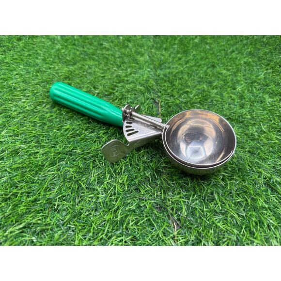 Hamilton Beach Commercial Disher – Size 12, Green - stainless Steel Scoop - Picture 4 of 5